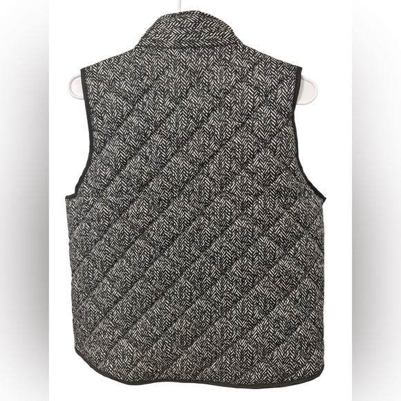 Wanna B Black and White Herringbone Vest - Picture 2 of 7